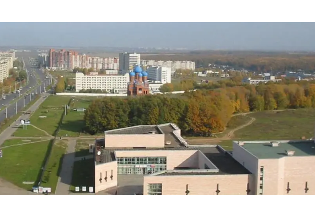 афиша «ДК Тракторостроителей», Эгерский бульвар, д.36