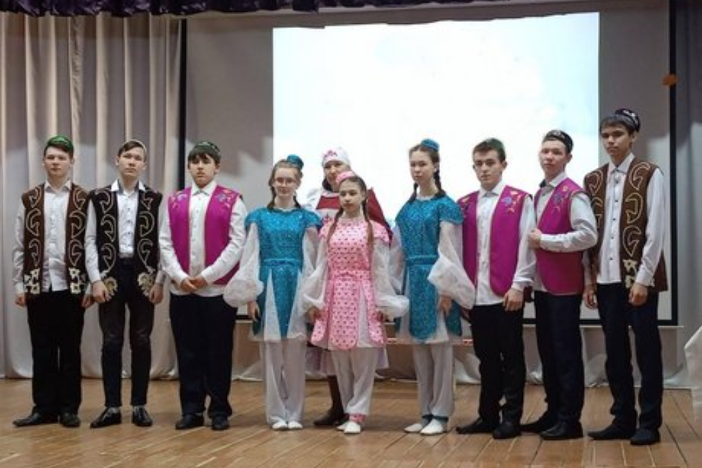 Игра «Угадай мелодию»