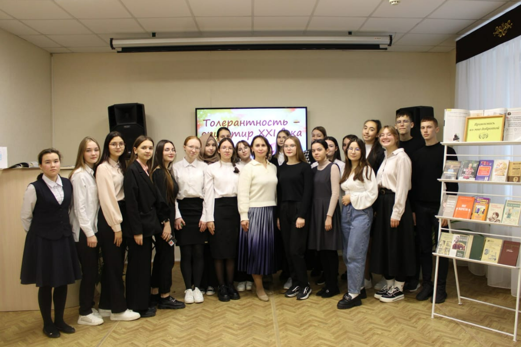 «Душа по капле собирает свет»