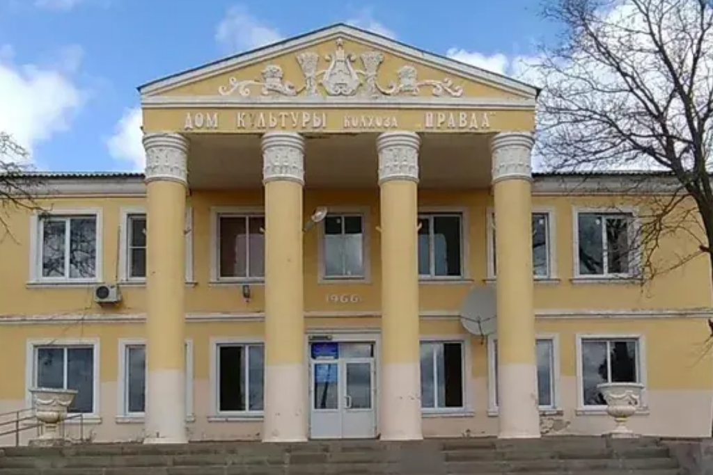 афиша Барило-Крепинский сельский дом культуры, ул. Красноармейская, д. 2А