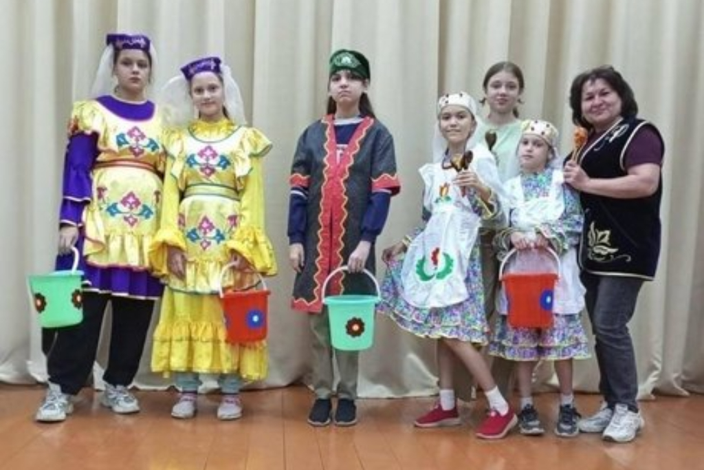 Мастер-класс по фольклорным танцам «Подкорный»