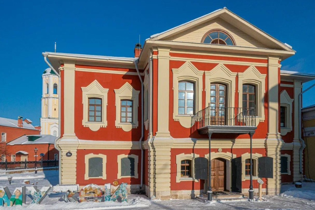 Поп-ап выставка фотографий «Сутки»