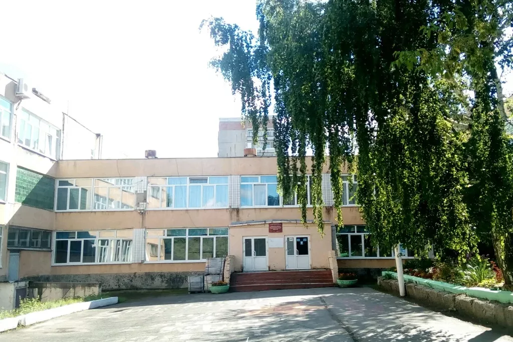 афиша МБОУ «СОШ №52», бульвар Автомобилестроителей, дом 5 (52/36)