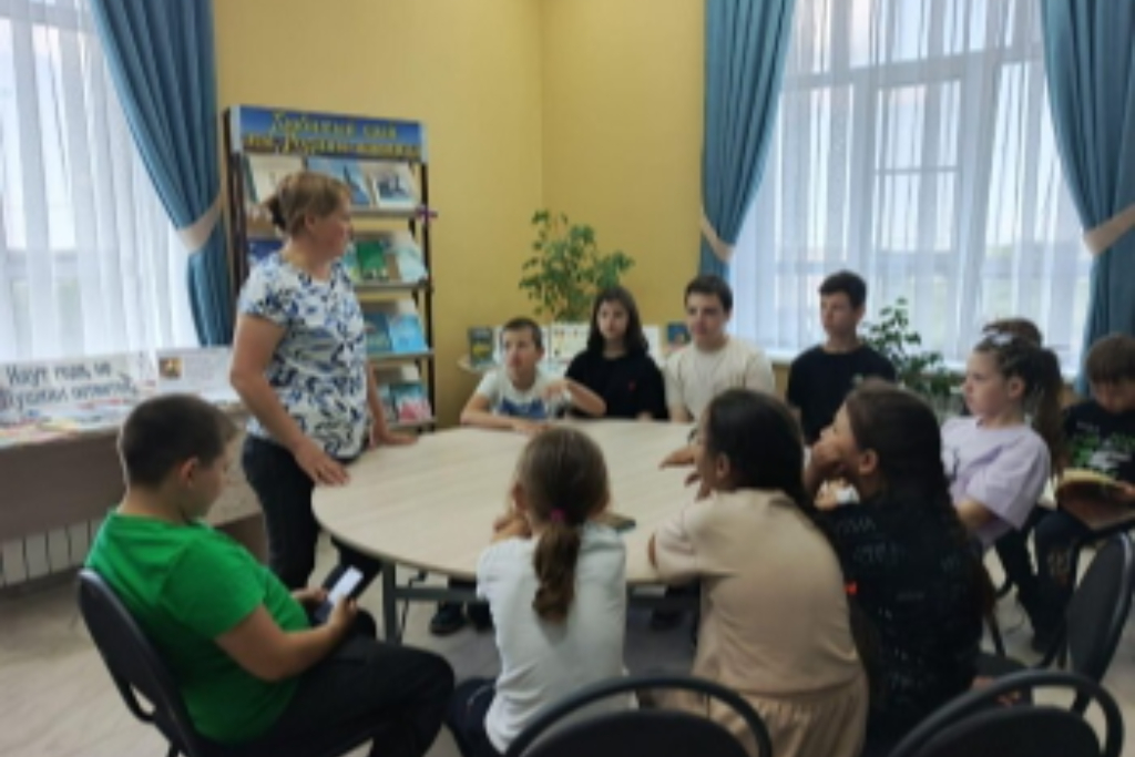 Выставка-обзор «Гордимся подвигами предков, изучаем историю страны»