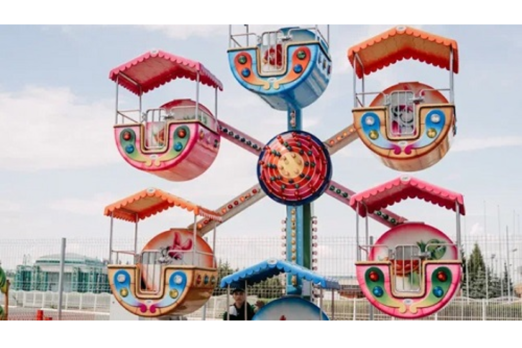 Детское колесо обозрения