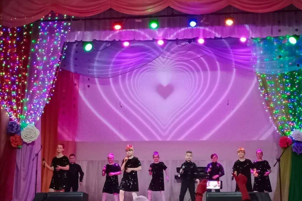 "Семья-созвездие земное"