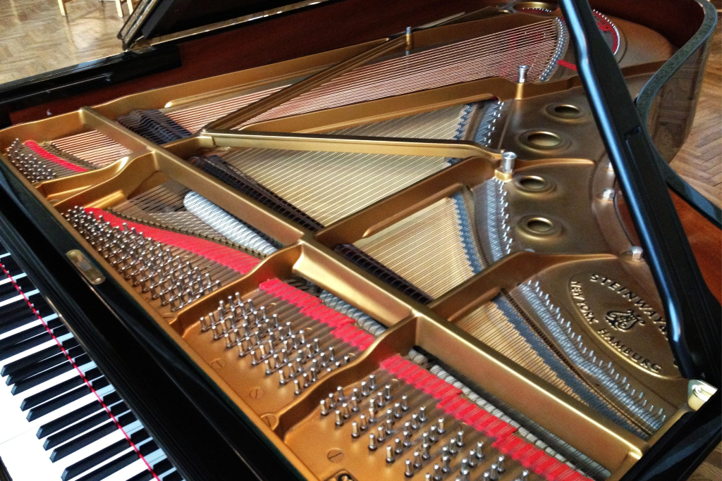 Мастер-класс «Развитие исполнительских навыков на примере пьес Музафарова и Монасыпова»