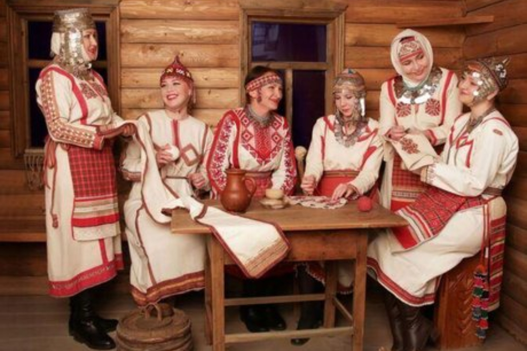 Тематический вечер «Дорогами народных традиций»