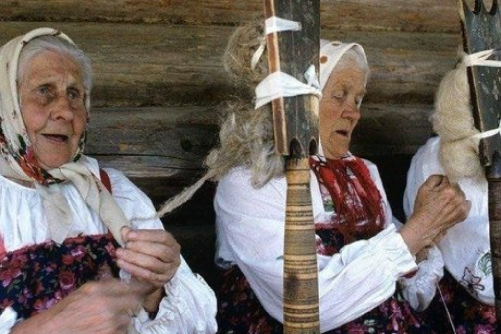 Фолькурок-экспедиция «Что пела бабушка за прялкой?»