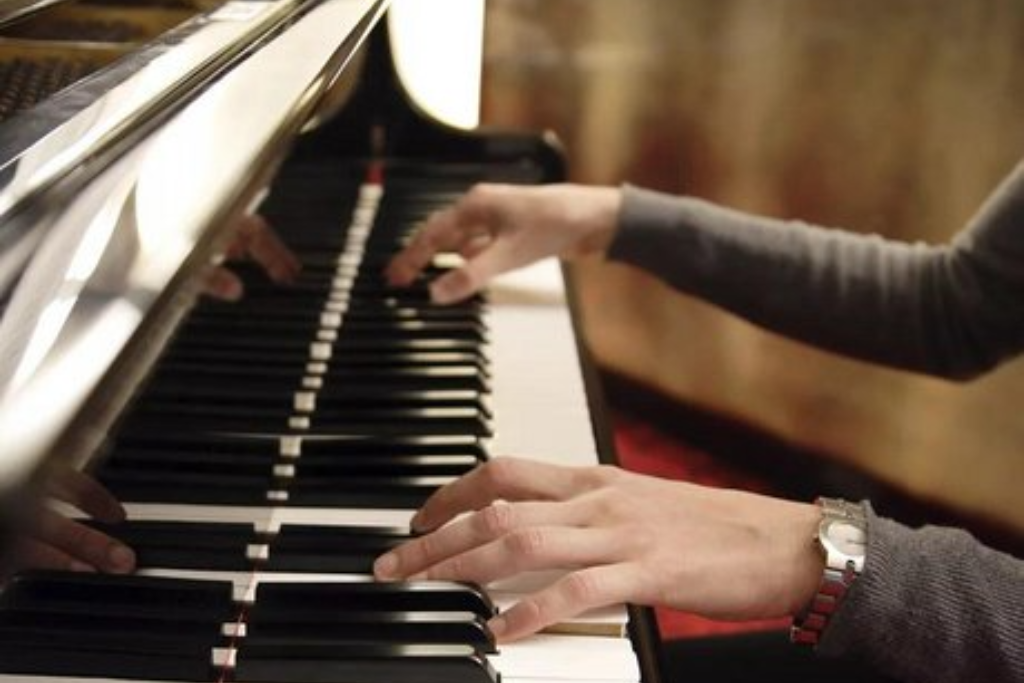 Мастер-класс по игре на фортепиано