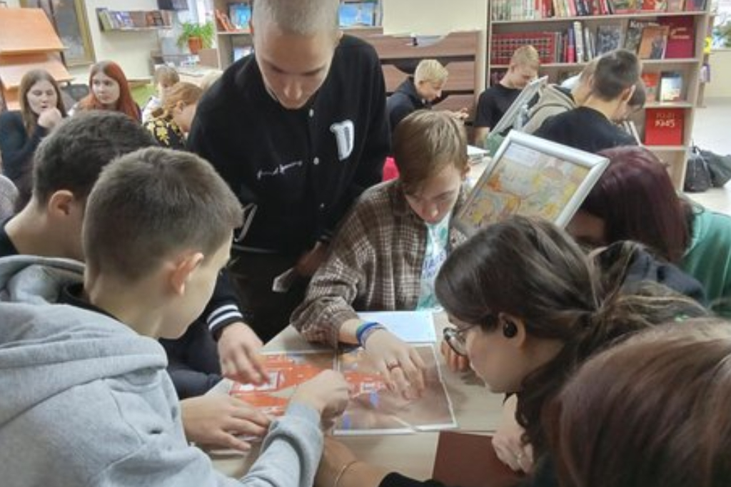 Литературная прогулка «Ба! знакомые всё лица!»