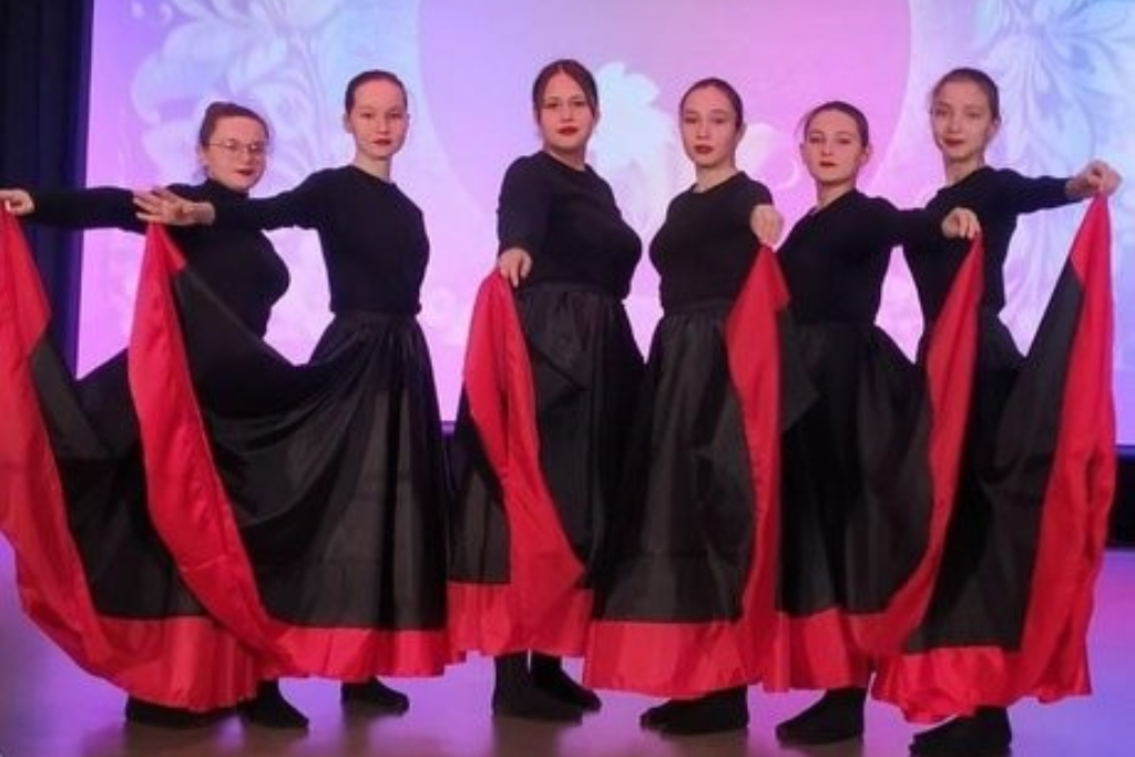 Праздничный концерт «Танцуют все!»