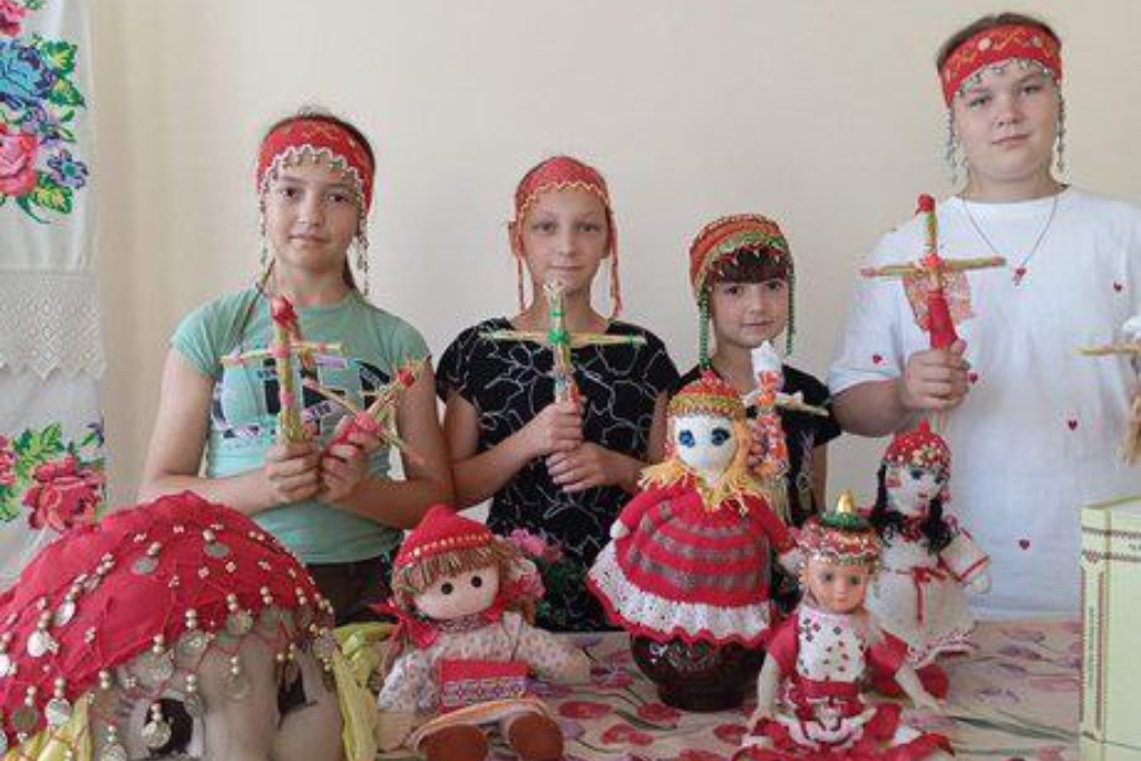 Литературно-этнографический урок «Истории коренных народов в сказках и легендах»