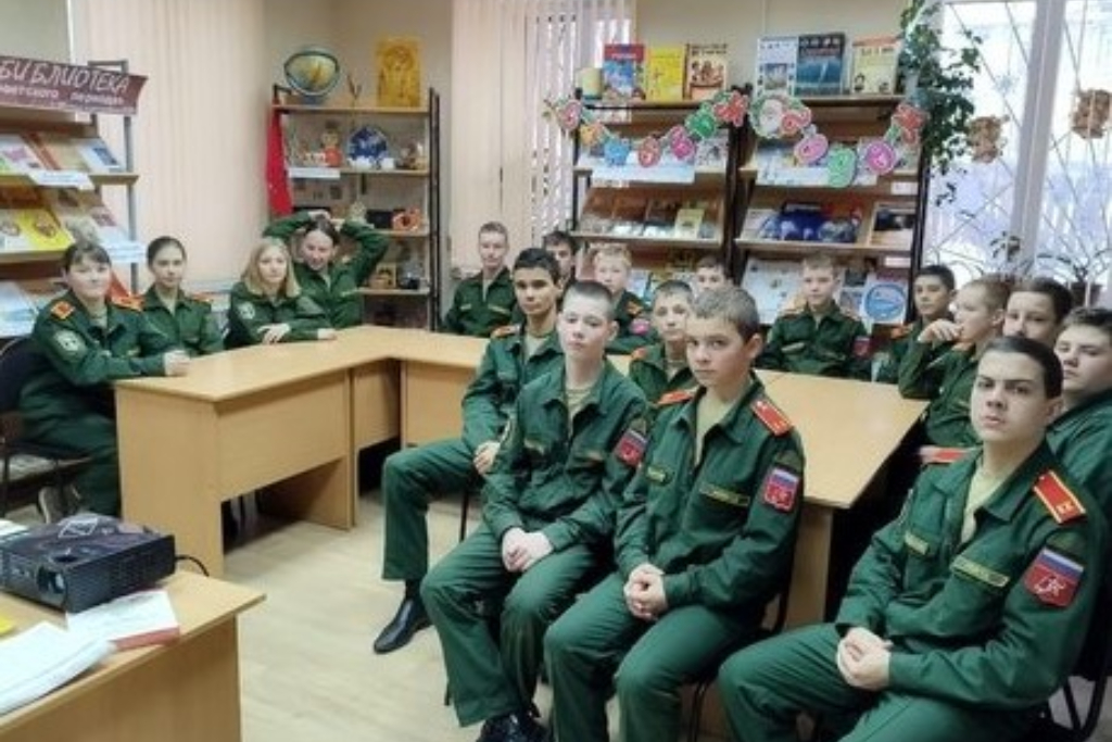 «XX век представляет»