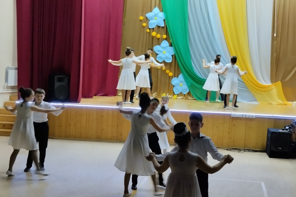 Мастер-класс «Вальс – урок для начинающих»