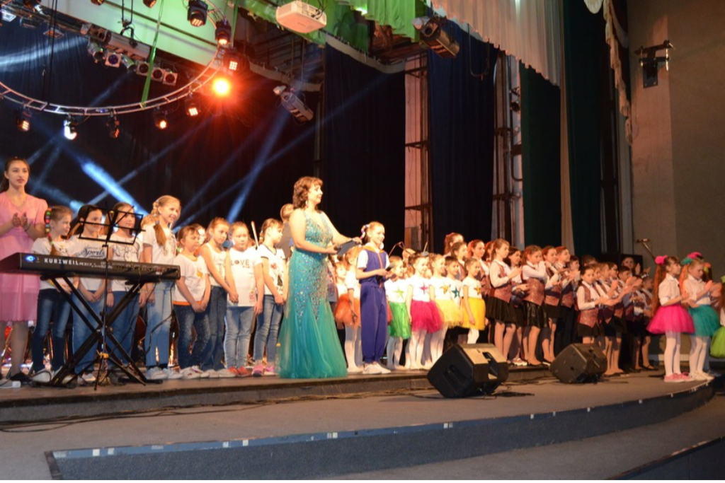 Праздничный концерт