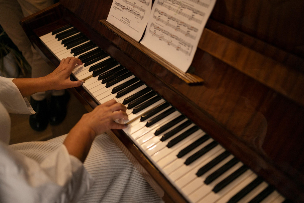 Мастер-класс «Обучение детей композиции в классе фортепиано»