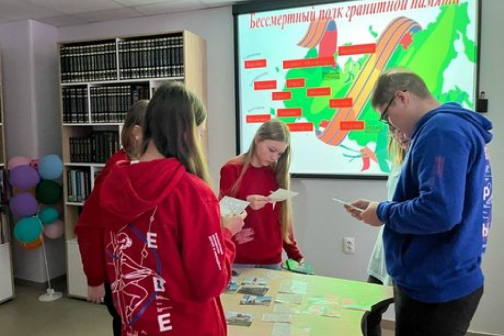 "Памятник - от слова память"