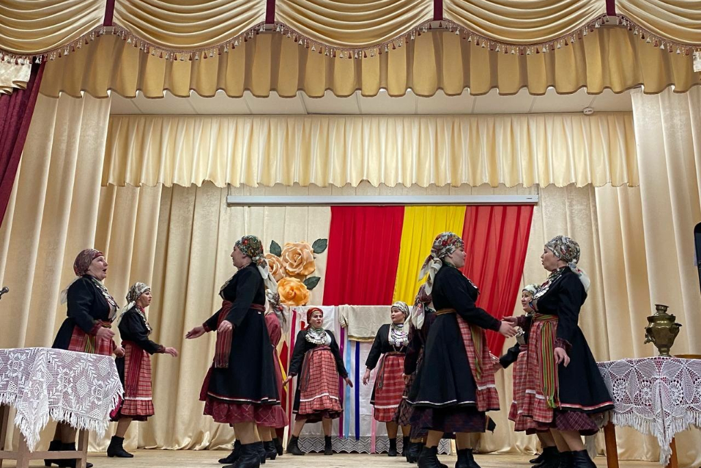 Мастер-класс «Движения удмуртского танца»