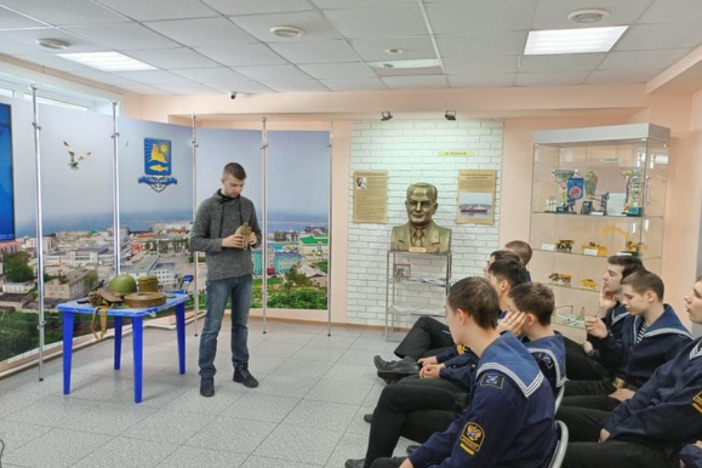 "Время героев"