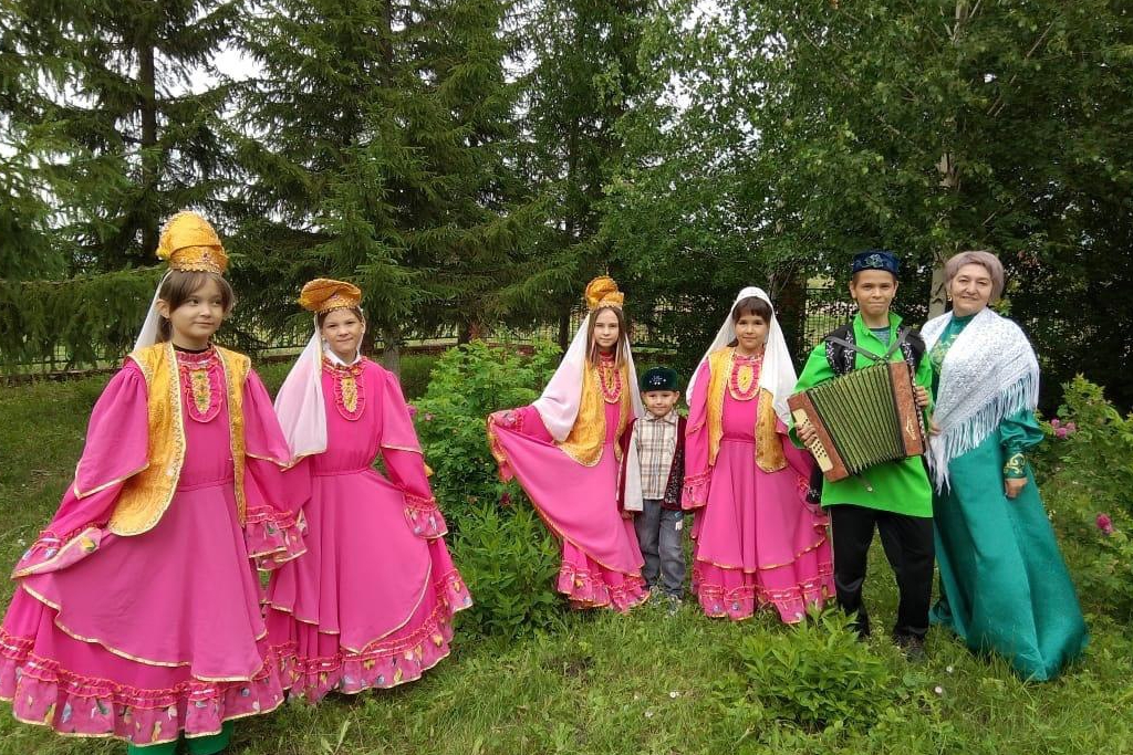 Мастер-класс "Танцы в традициях: погружение в татарскую культуры"