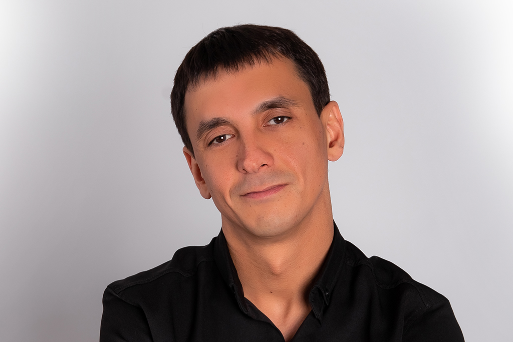 Рустам Асадуллин