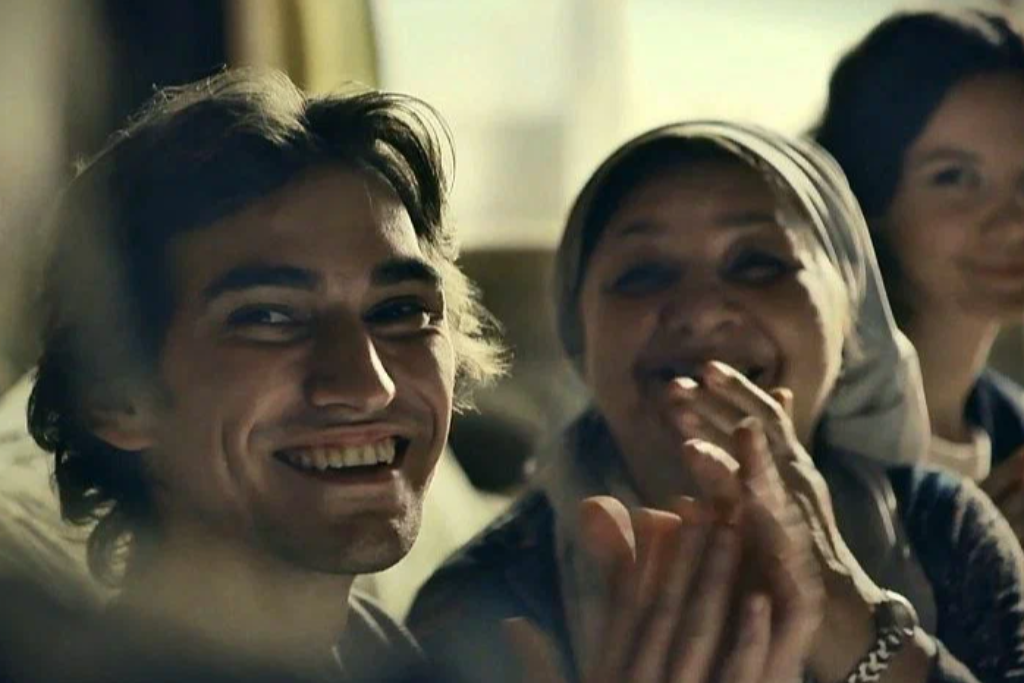 Айсылу/ Кинопоказ