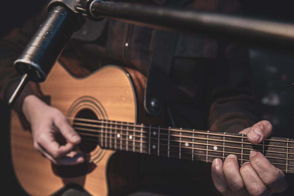 Мастер-класс «Основы техники правой руки: апояндо и тирандо»