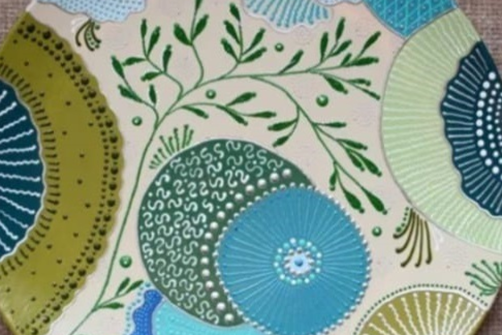 Роспись гипсовой тарелки