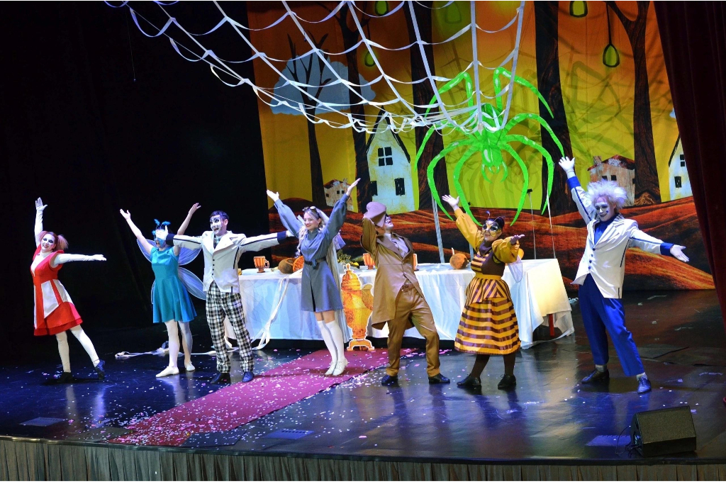 Спектакль «Муха-цокотуха» / Гастроли ТЮЗ Нижнекамск