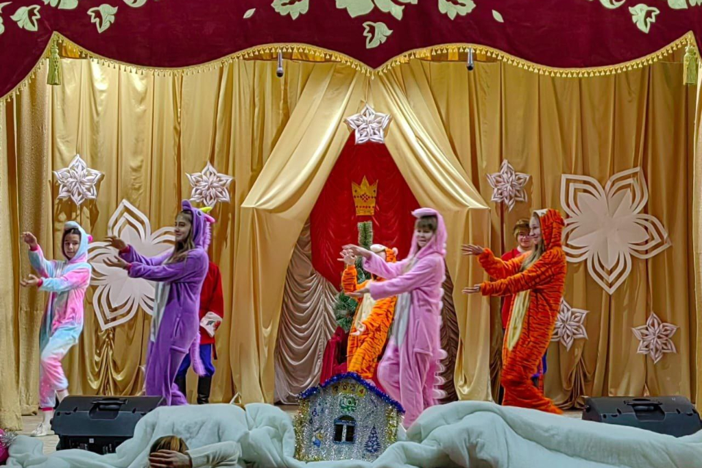 "Театральная постановка"