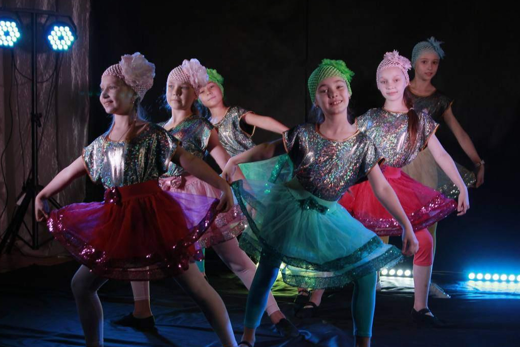 Мастер-класс "Танец как диалог: искусство выразительного движения"