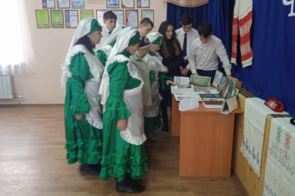"Палитра национальных культур"
