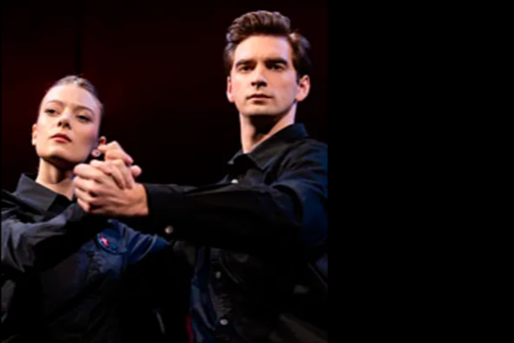 Цветущий май