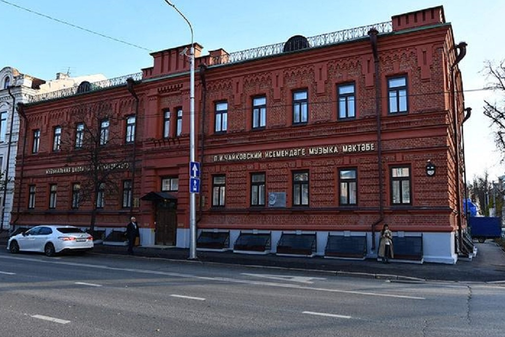 Отчетный концерт отделения народных инструментов МБУДО «ДМШ № 30» «Песенные родники Поволжья»