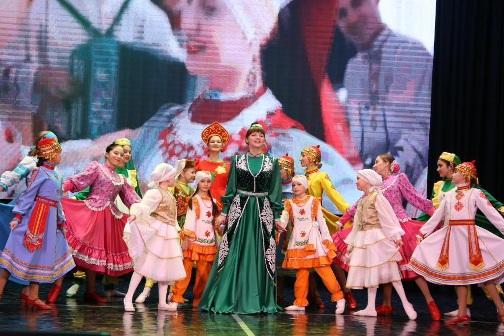 Программа «Фольклорная радуга»