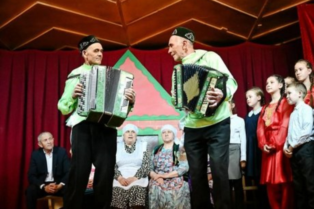 Концертная программа «Поклонимся великим тем годам»