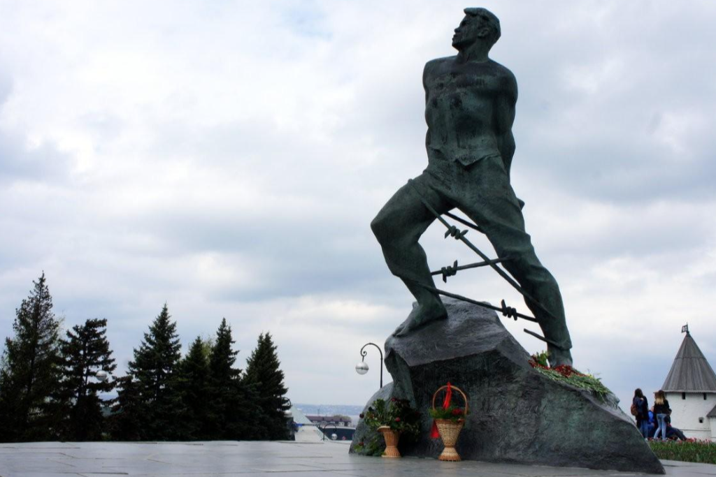 Час поэзии «Муса Джалиль – подвиг во имя Родины»