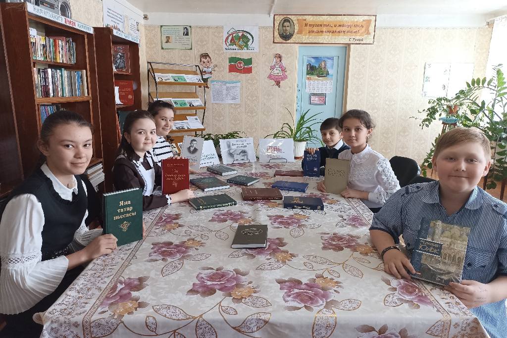 "У книги нет каникул"