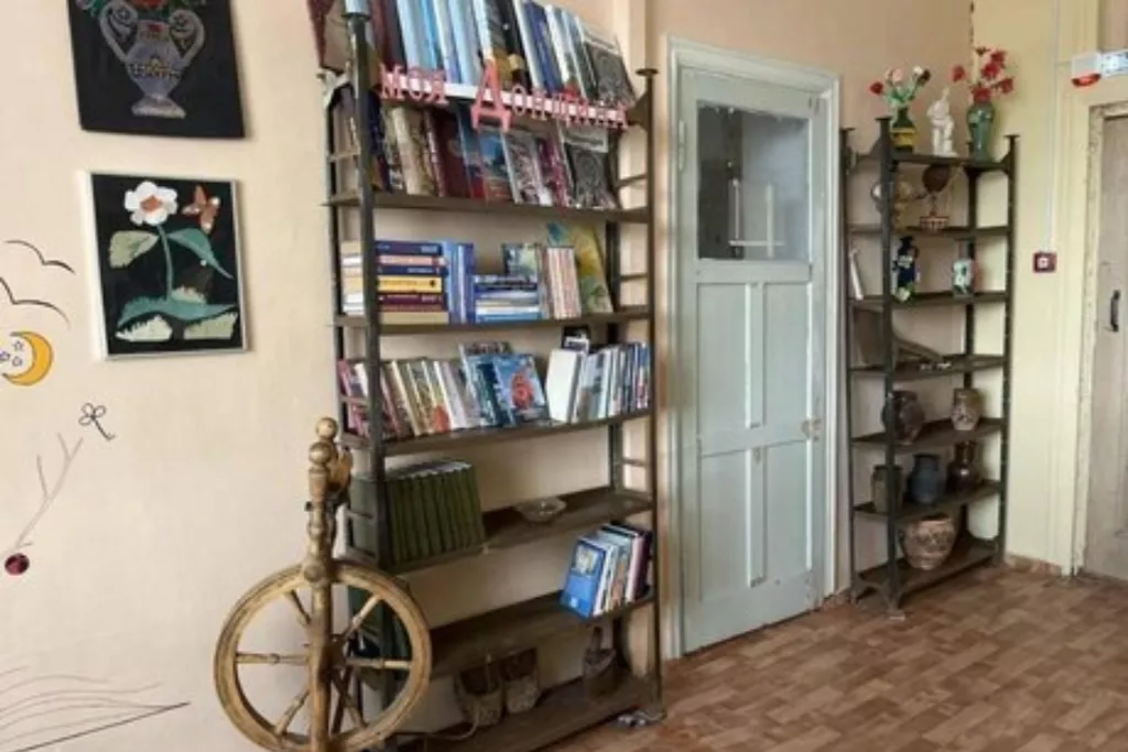 афиша Плато-Ивановская библиотека, с. Плато-Ивановка, ул. Чапаева, 16