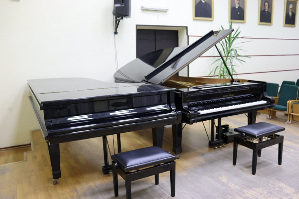 Курс по игре на музыкальных инструментах