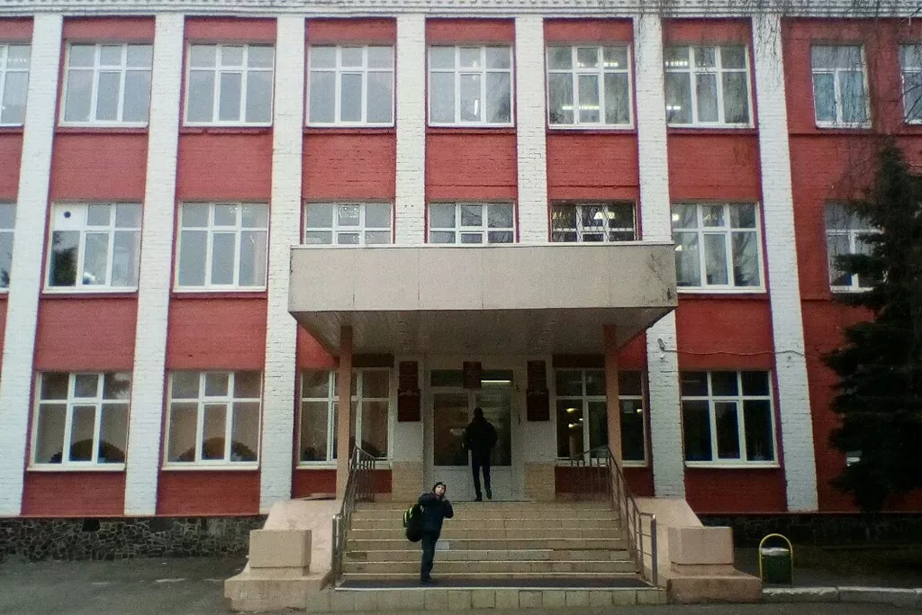 афиша Гимназия № 20 им.Абдуллы Алиша, ул. Пионерская 10