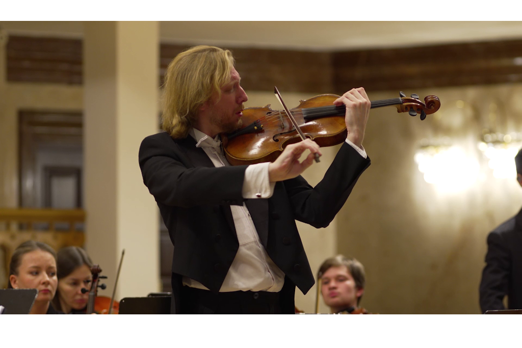 "Виртуозы России" (г.Москва)  - Вивальди. Времена года" /  Концерт-погружение при свечах с органом