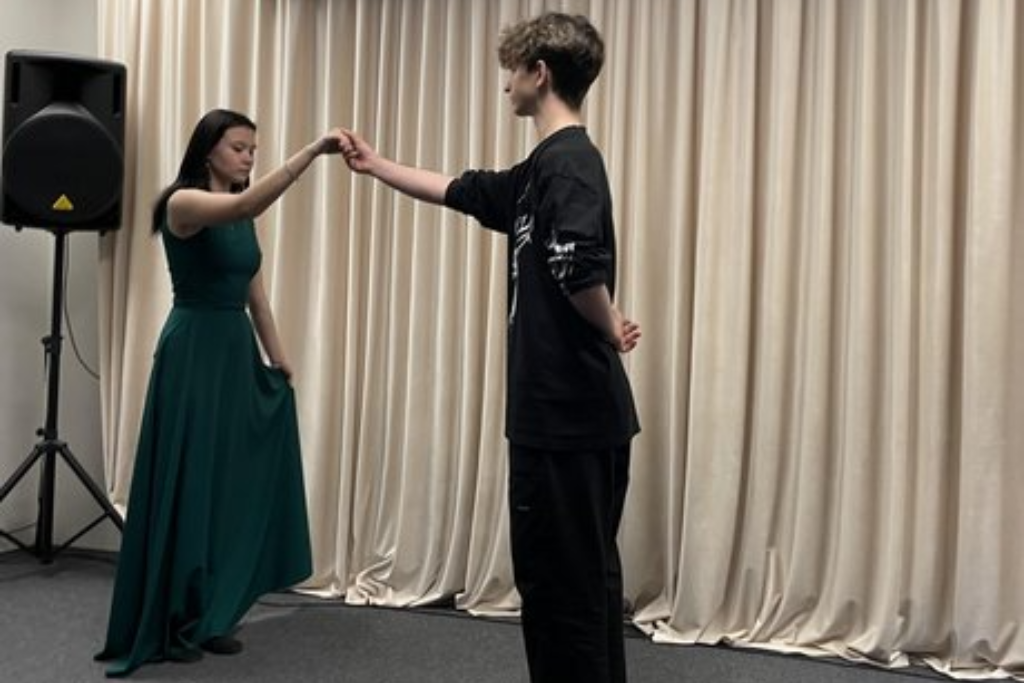 "Секреты волшебного вальса"