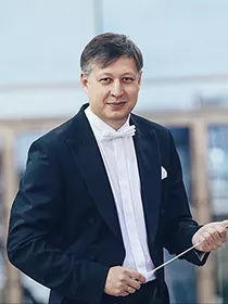 «От оперы до песни». Государственный оркестр народных инструментов РТ. Дирижёр концерта - Рустам Дильмухаметов