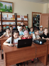 Библиошоу «Знания – пища для ума»