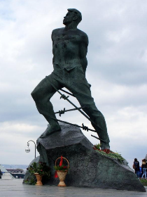 Час поэзии «Муса Джалиль – подвиг во имя Родины»