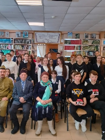 В рамках проекта Пушкинская карта вечер памяти ВОВ и мастер – класс «Живое пламя»