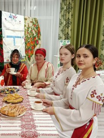 Фольклорная программа «В Покров день – платок надень»