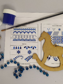 Мастер-класс «Магия гжели: расписываем деревянную лошадку»